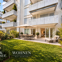 Gartenseite des Hauses mit Terrasse der Wohnung, Gartenwohnung in München-Bogenhausen