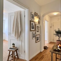 Staging Flur