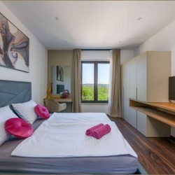 Moderne Villa mit Meerblick, Pool und Dach-Whirlpool in Rakalj, Istrien – Bild 13